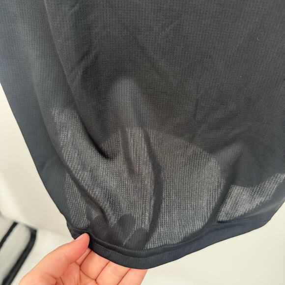 NWT Adidas Mens black and pink training tank top - Picture 3 of 7